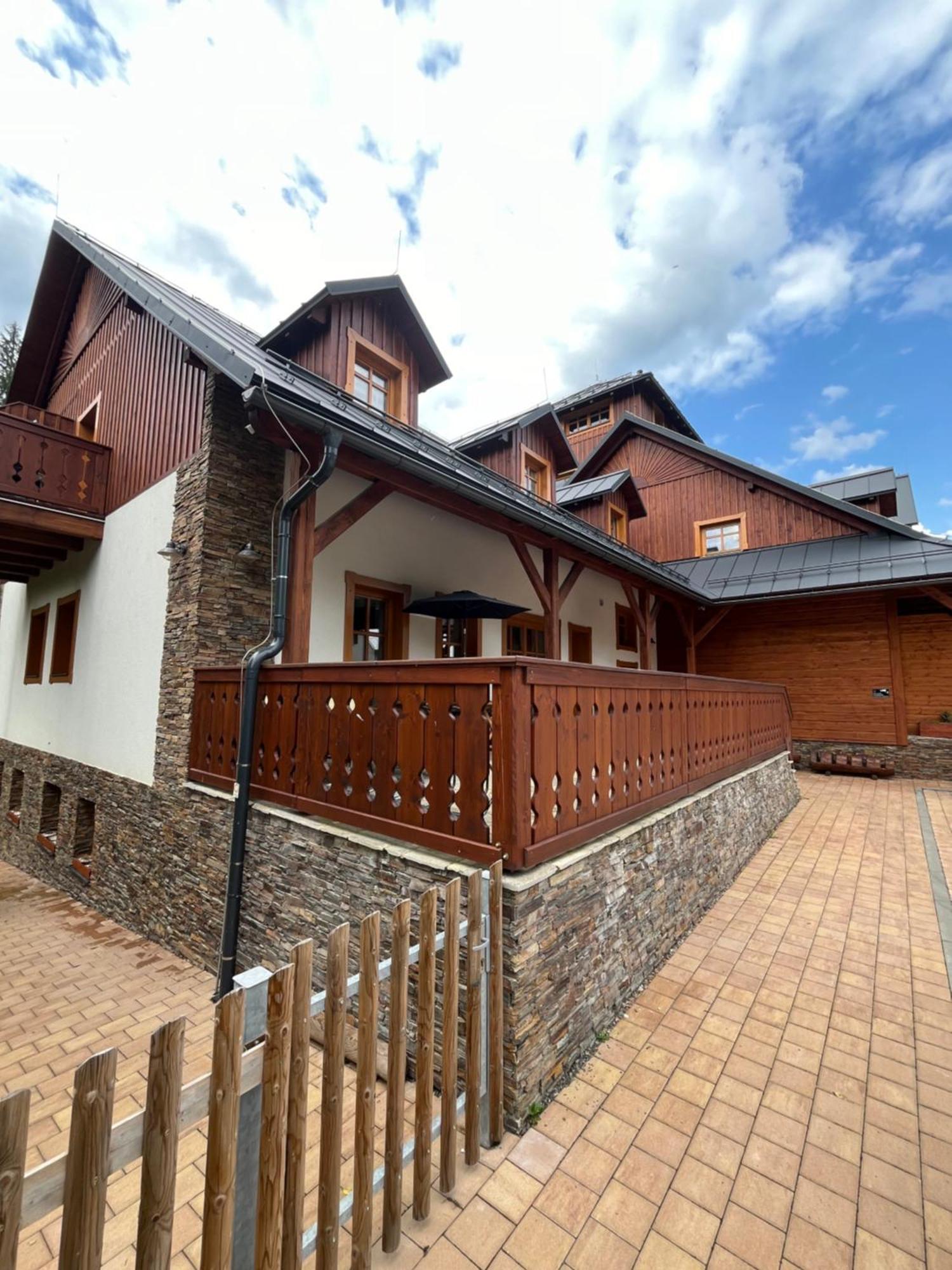 Apartmany La Siska Vsetín Екстериор снимка